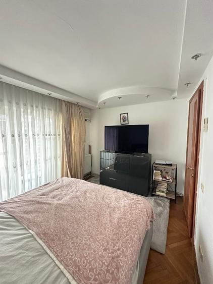 Apartament cu 4 camere, mobilat în Mărăști