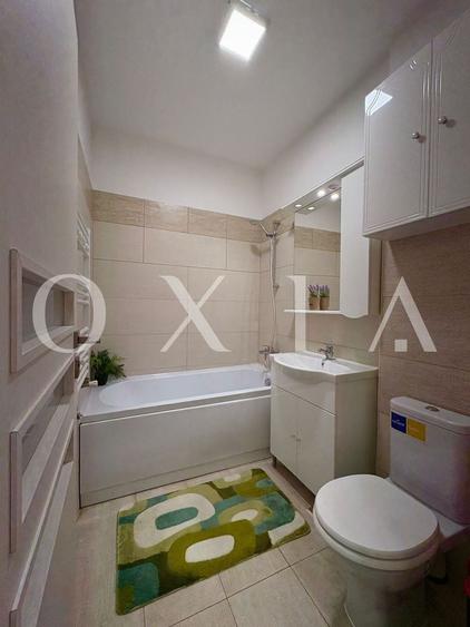 Apartament cu 3 camere semidecomandat, mobilat în Girocului
