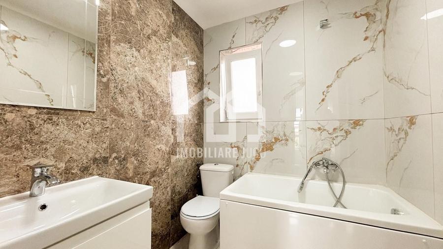Duplex cu 3 camere cu Canalizare în Jucu de Mijloc