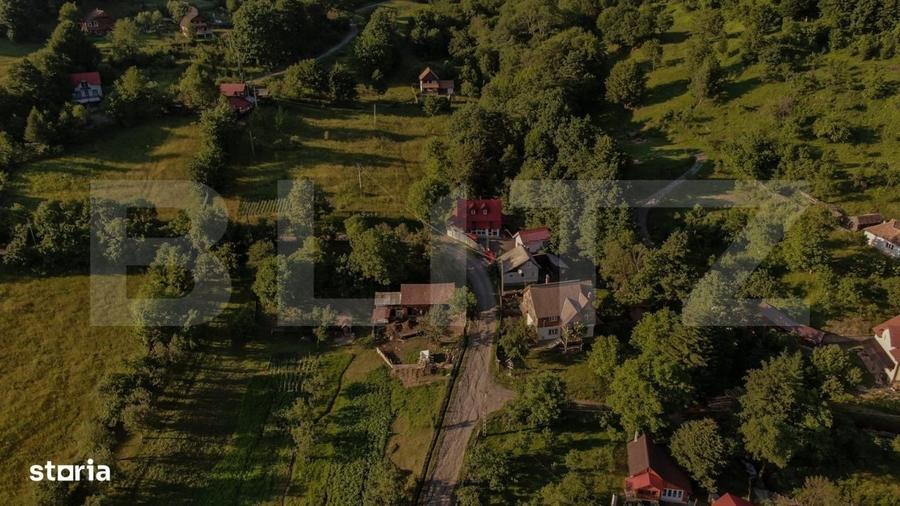 Casă cu 3 camere în Tireu