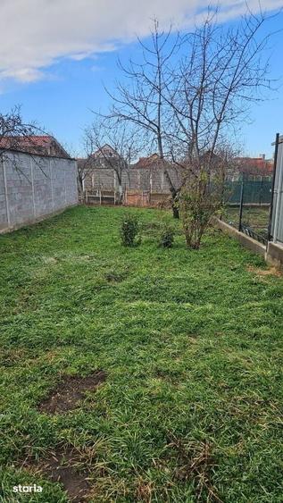 Casă cu 2 camere cu Teren 250 Mp în Iosia