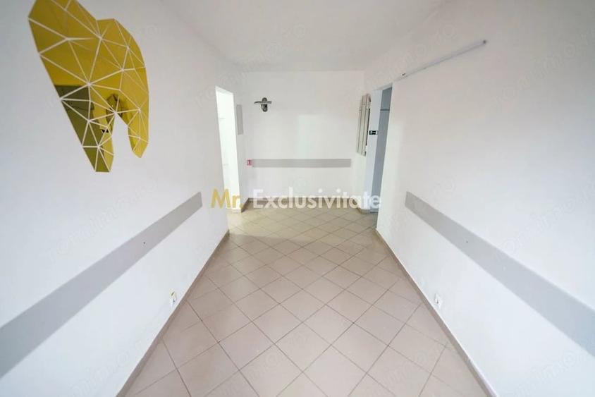 Spațiu comercial, de 55.78 mp, în Sărari