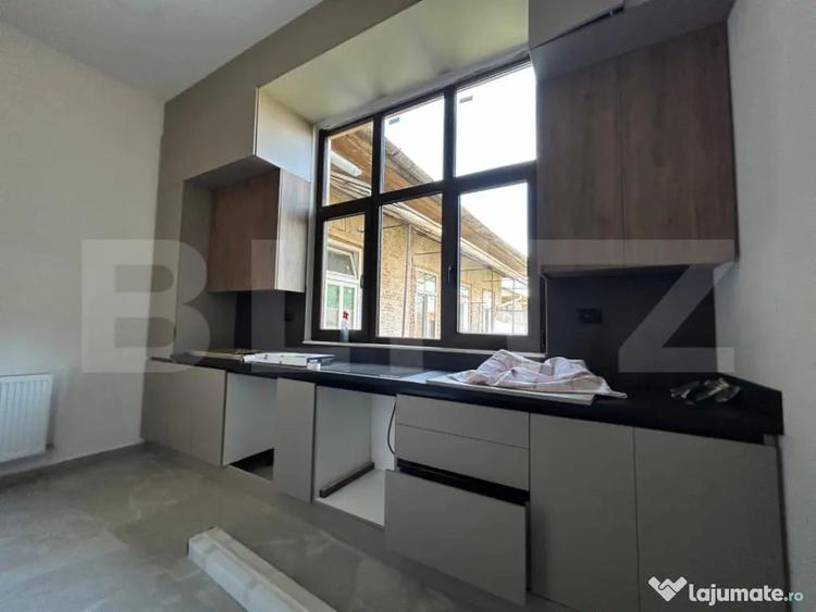 Casă cu 4 camere cu Teren 200 Mp în Central