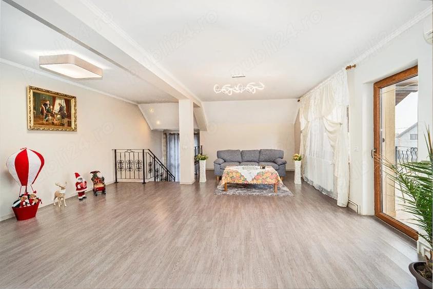 Casă cu Teren 800 Mp în Utvin