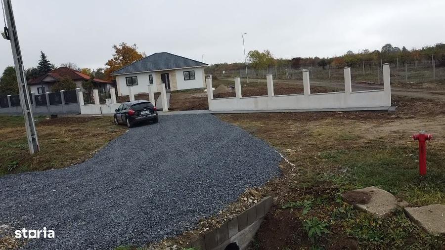 Casă cu 3 camere în Central