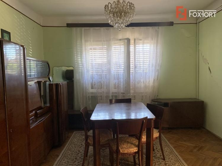 Casă individuală cu 5 camere cu Canalizare în Crișan