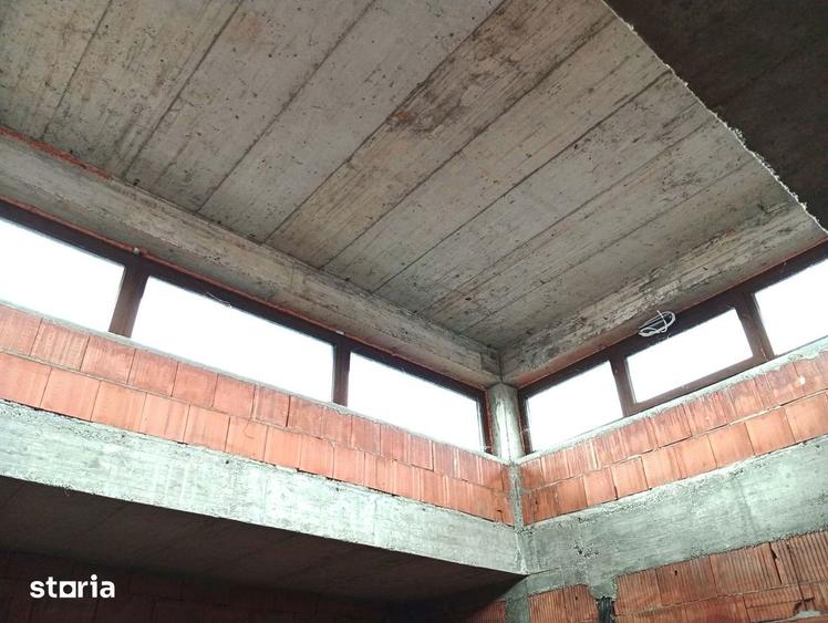 Casă cu 9 camere cu Teren 1400 Mp în Sânnicolau Mic