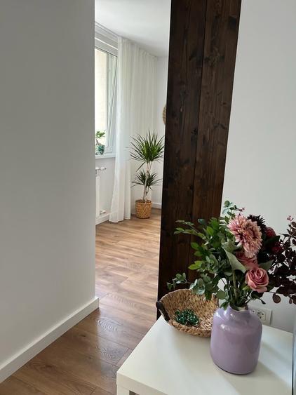 Apartament cu 2 camere decomandat, mobilat în 1 Mai