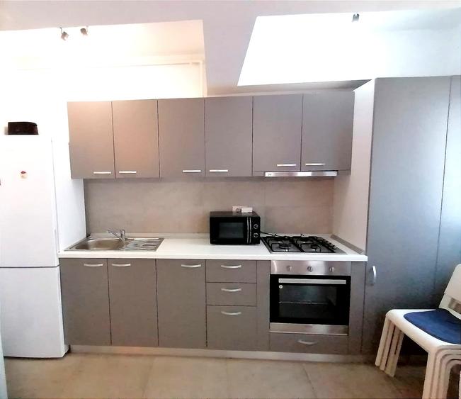 Apartament cu 2 camere decomandat în Theodor Pallady