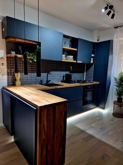 Apartament cu 2 camere semidecomandat în 1 Decembrie 1918