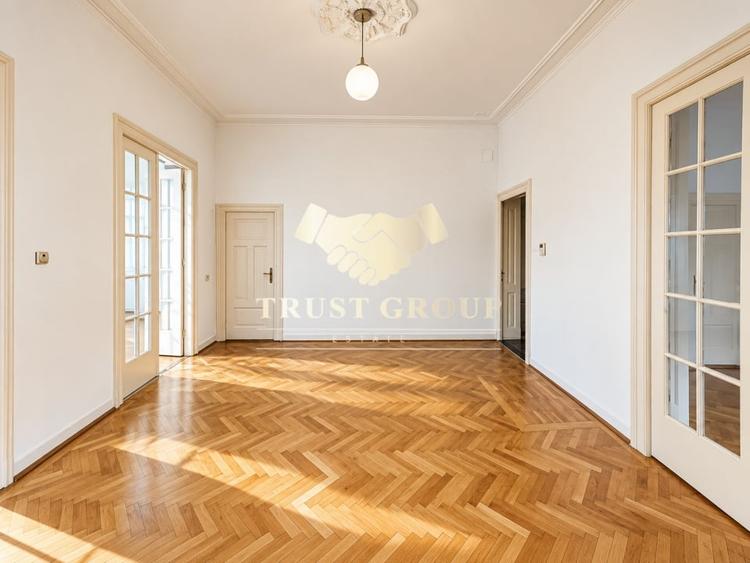 Casă individuală cu 6 camere cu Teren 204 Mp în Dorobanți