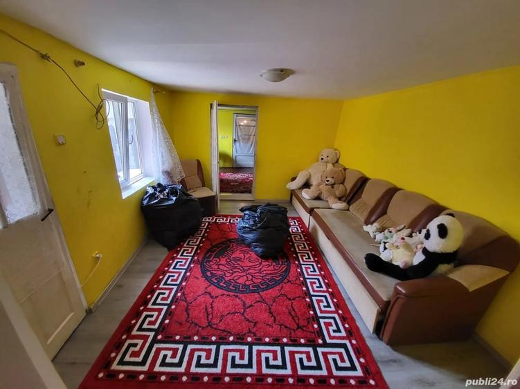 Casă cu 3 camere cu Teren 185 Mp în Central