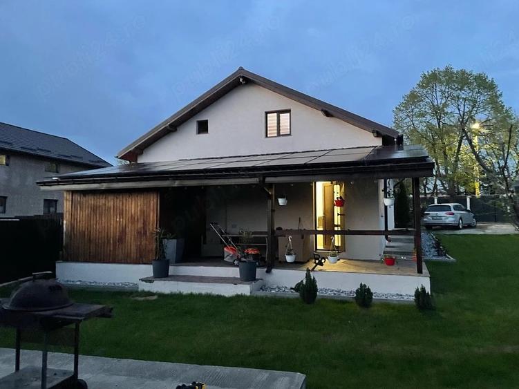 Casă cu 6 camere cu Teren 700 Mp în Miroslava