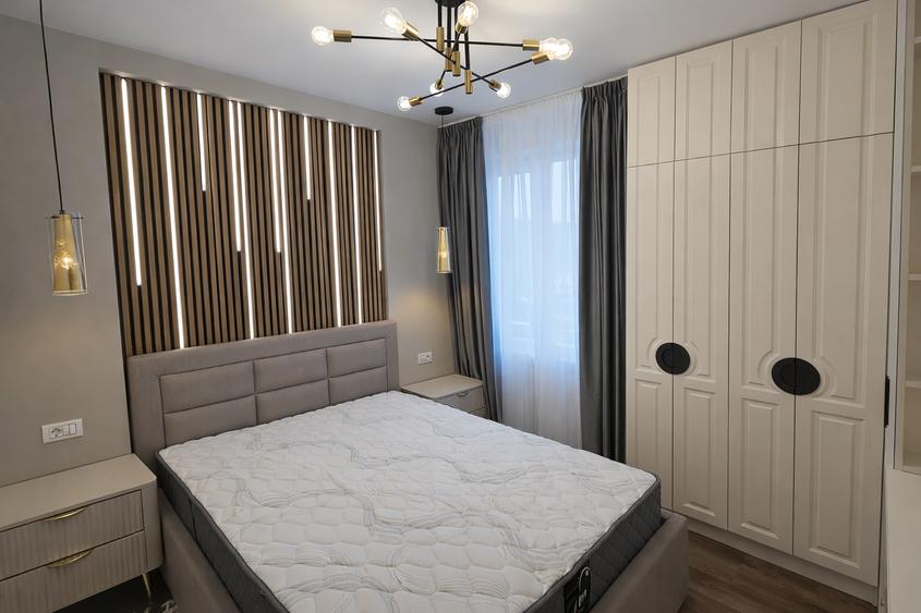 Apartament cu 2 camere semidecomandat, mobilat în P-ța Amzei