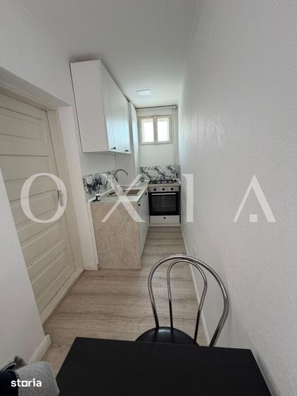 Casă cu 5 camere cu Teren 200 Mp în Moșnița Nouă