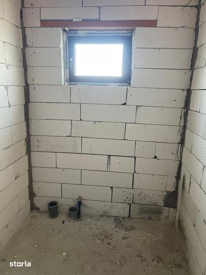 Casă cu 3 camere cu Teren 450 Mp în Malu Mare