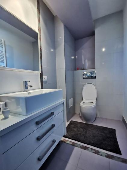 Casă individuală cu 5 camere cu Canalizare în Mogoșoaia