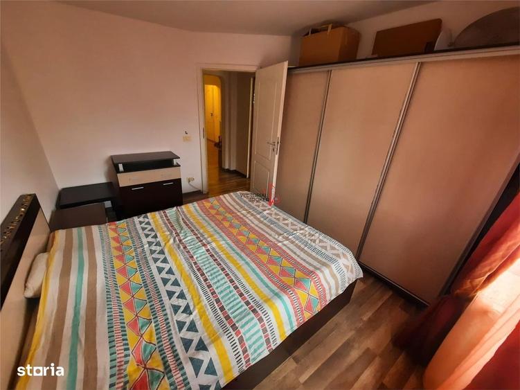 Apartament cu 4 camere decomandat în Pantelimon