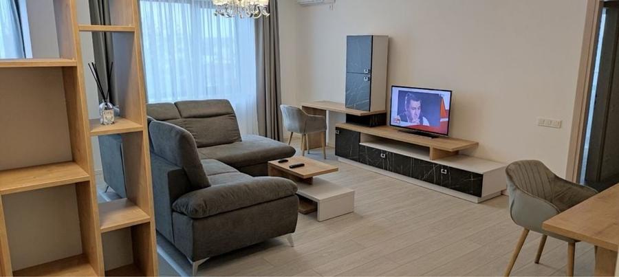 Apartament cu 2 camere decomandat în Central