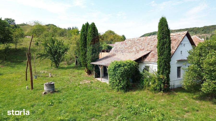 Casă cu 2 camere cu Teren 1138 Mp în Mihăileni