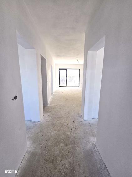 Casă cu 4 camere cu Teren 465 Mp în Odoreu