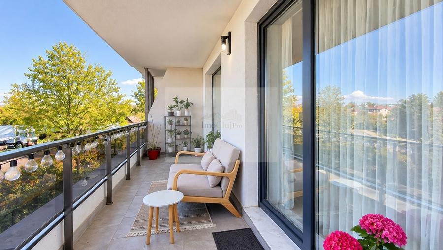 Apartament cu 2 camere semidecomandat, mobilat în Între Lacuri