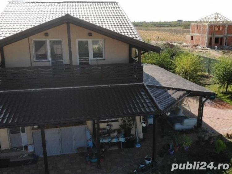 Casă cu 5 camere cu Teren 865 Mp în Adunații-Copăceni