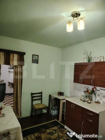 Casă cu 3 camere cu Teren 440 Mp în Central