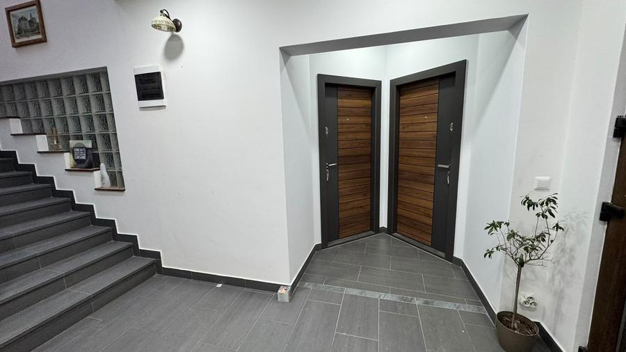 Apartament cu 2 camere semidecomandat în Dealuri Oradea