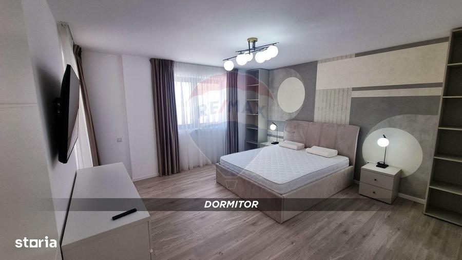 Apartament cu 3 camere decomandat în Central