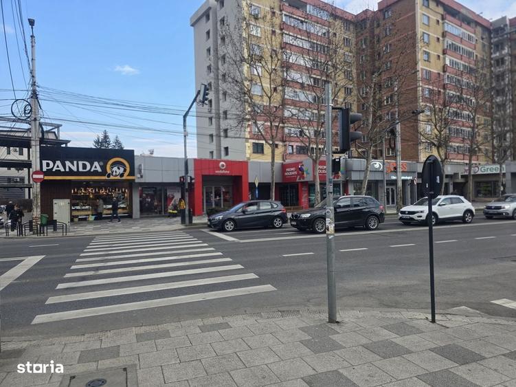 Spațiu comercial, de 58 mp, în Central