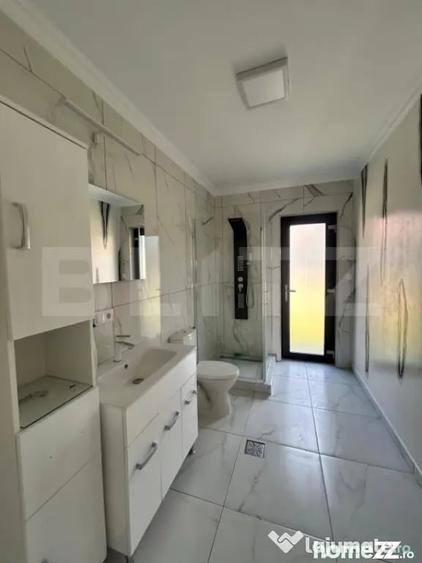 Casă cu 4 camere cu Teren 1000 Mp în Central