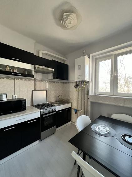 Apartament cu 2 camere decomandat în Decebal