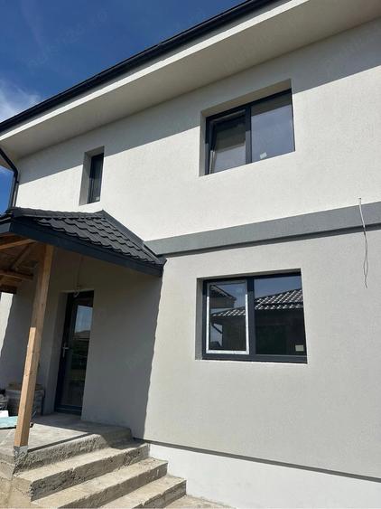 Casă cu 3 camere cu Teren 220 Mp în Dărăști-Ilfov