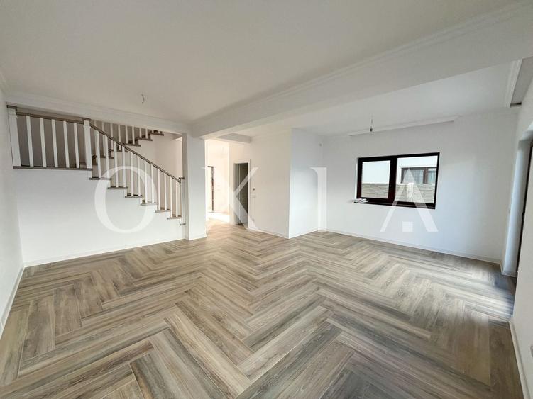 Duplex cu 4 camere cu Canalizare în Dâmbovița