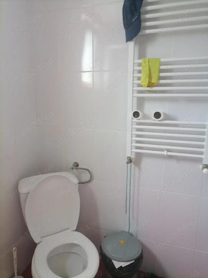 Casă cu 6 camere cu Teren 1056 Mp în Central