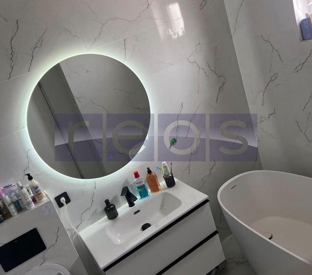 Apartament cu 4 camere decomandat, mobilat în Colentina