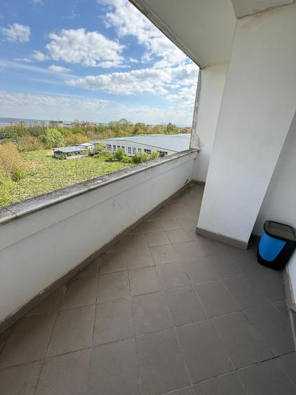 Apartament cu 2 camere decomandat în Zorilor