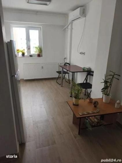Apartament cu 3 camere decomandat în Calea Călărașilor