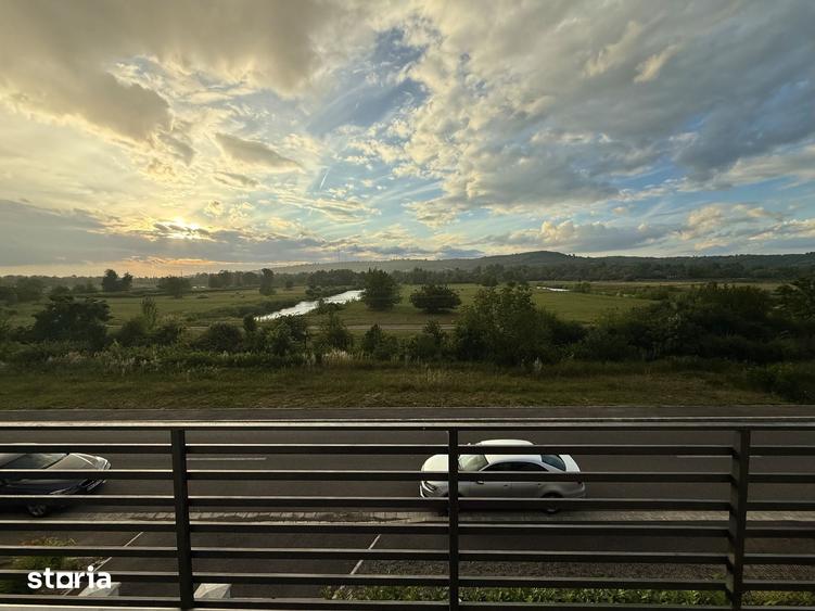 Casă cu 5 camere cu Teren 250 Mp în Tokai