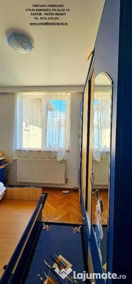 Apartament cu 3 camere semidecomandat în Dărmănești