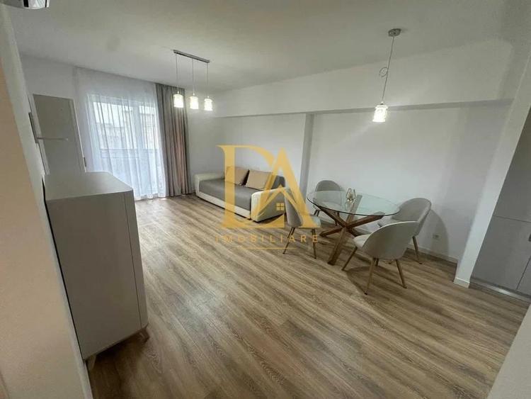 Apartament cu 2 camere semidecomandat în Prelungirea Ghencea