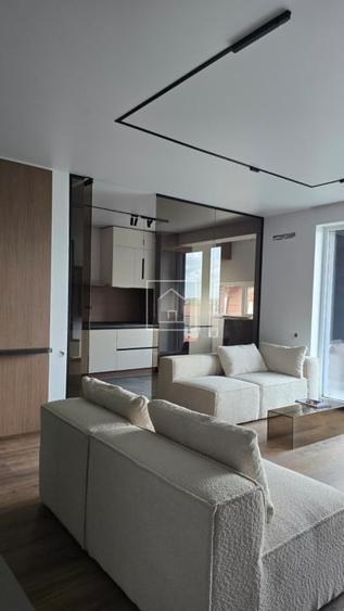 Apartament cu 2 camere decomandat, mobilat în Turnișor
