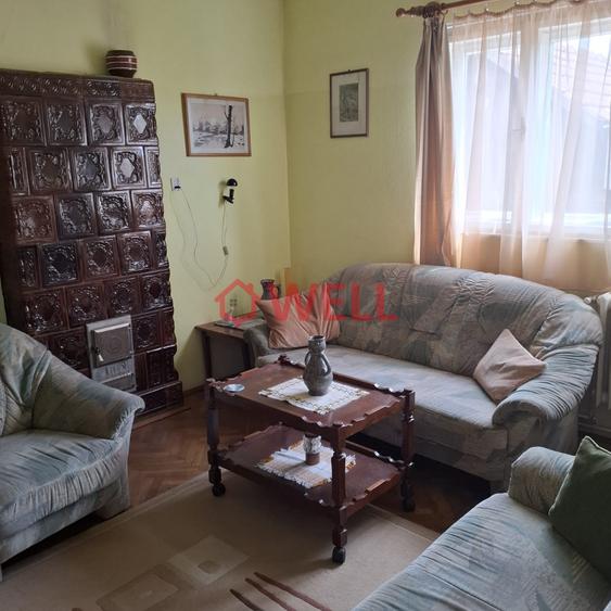 Casă individuală cu 10 camere cu Teren 1200 Mp în Sângeorgiu de Pădure