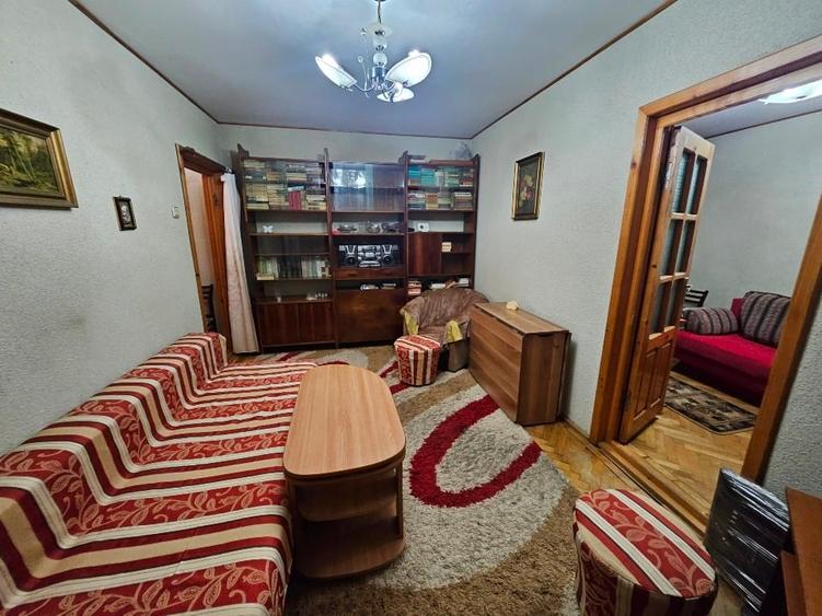 Apartament cu 2 camere nedecomandat, mobilat în Fălticeni