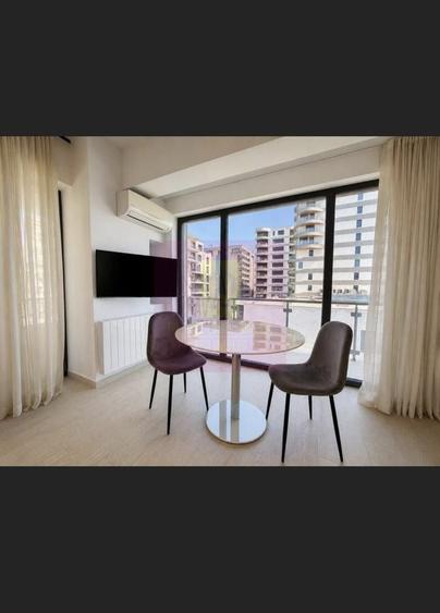 Apartament cu 2 camere decomandat în Faleza Nord