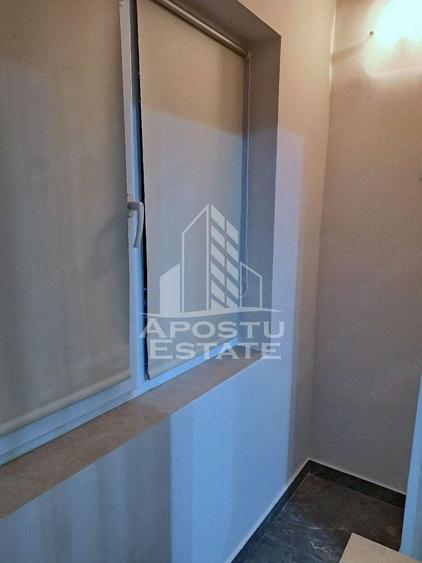 Garsonieră decomandată în Lipovei
