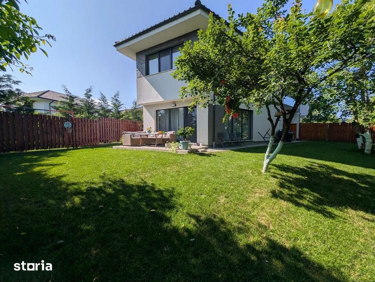Casă cu 4 camere cu Teren 258 Mp în Becaș