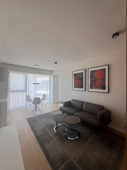 Apartament cu 2 camere semidecomandat în Aviației