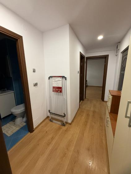 Apartament cu 2 camere decomandat, mobilat în Nicolina